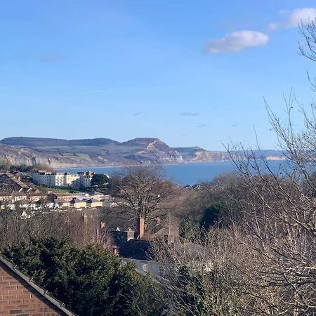 Beautiful Large Property, Sleeps 9 Walking Distance To The Sea , Beaches And Restaurants Fantastic Interior Lyme Regis Buitenkant foto